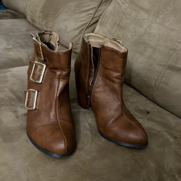 5.5 women heed boots - Picture 3 of 3